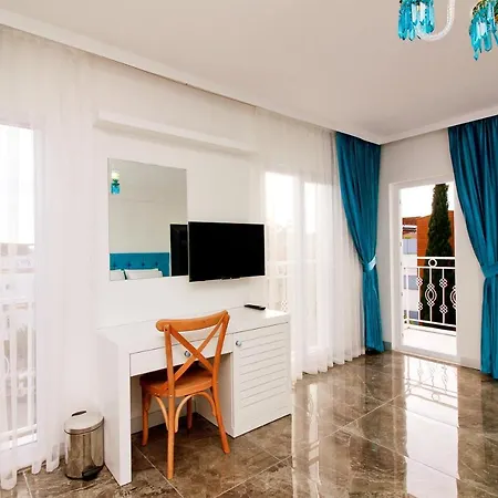 Yazar Lara Hotel Antalya